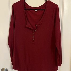 old navy long sleeve t-shirt
